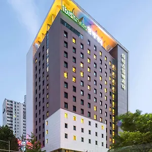 酒店 首尔江南大使宜必思尚品酒店, 首爾