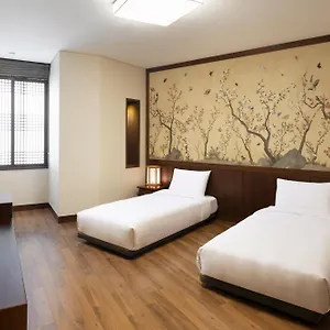 Ibis Ambassador Myeongdong *** Seul