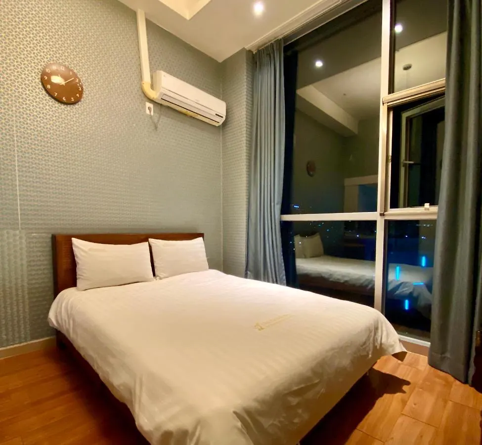 ***  Myeongdong Merlin Hotel Seoul South Korea